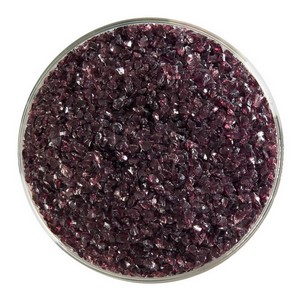 Bullseye Dark Plum Transparent Fritt Medium. 1105-0002 2.225 kg